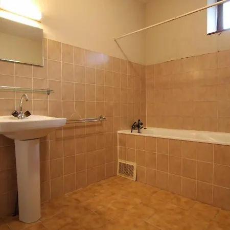 Chanaleilles, 4 Pièces, 6 Personnes - Fr-1-582-249